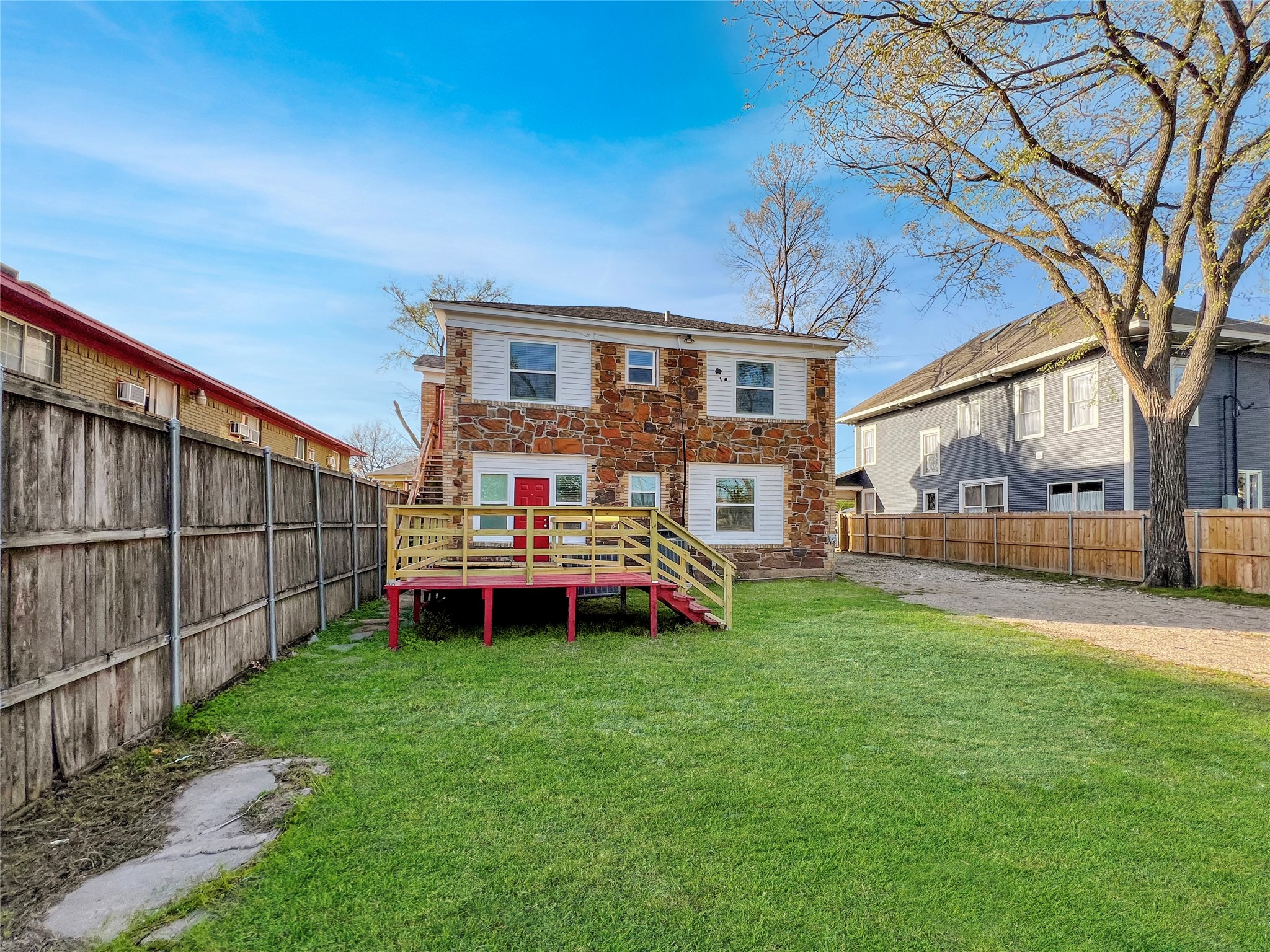 5530 Reiger Avenue Dallas TX 75214