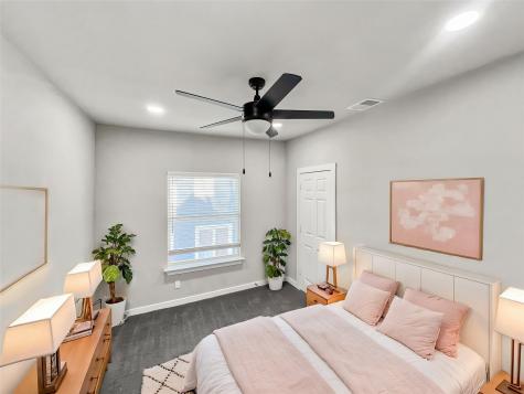 5530 Reiger Avenue Dallas TX 75214