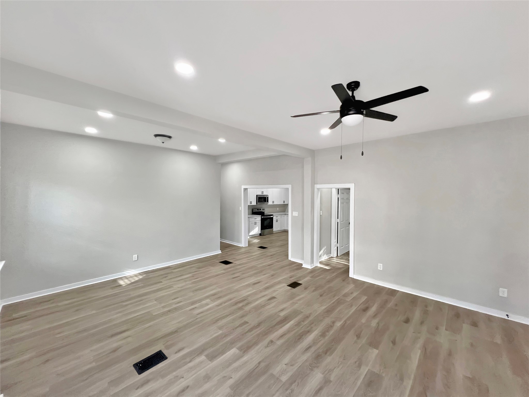5530 Reiger Avenue Dallas TX 75214