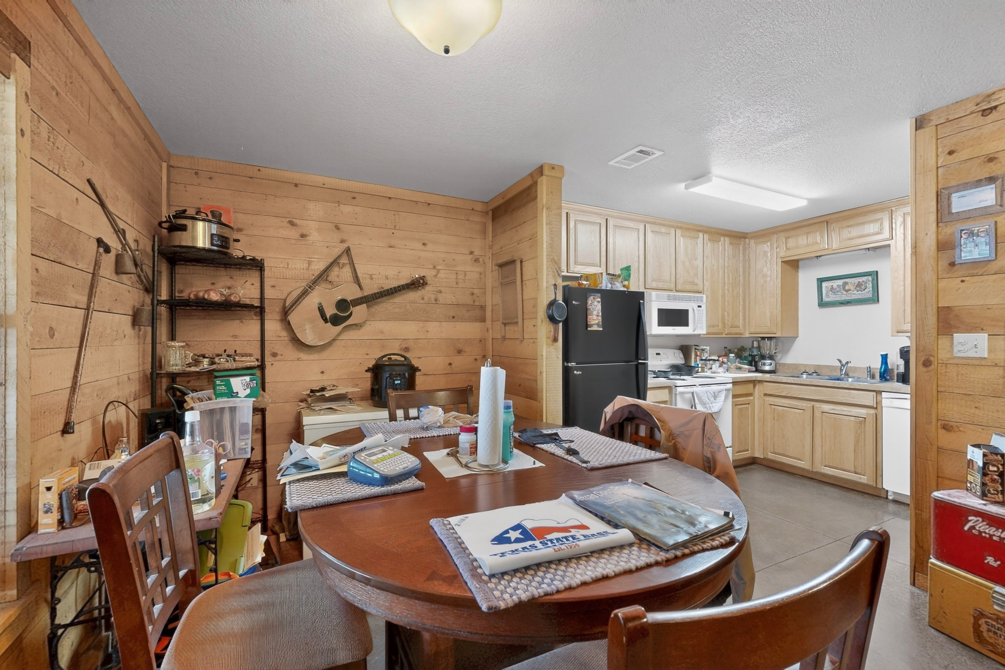 4505 County Road 805f Cleburne TX 76031