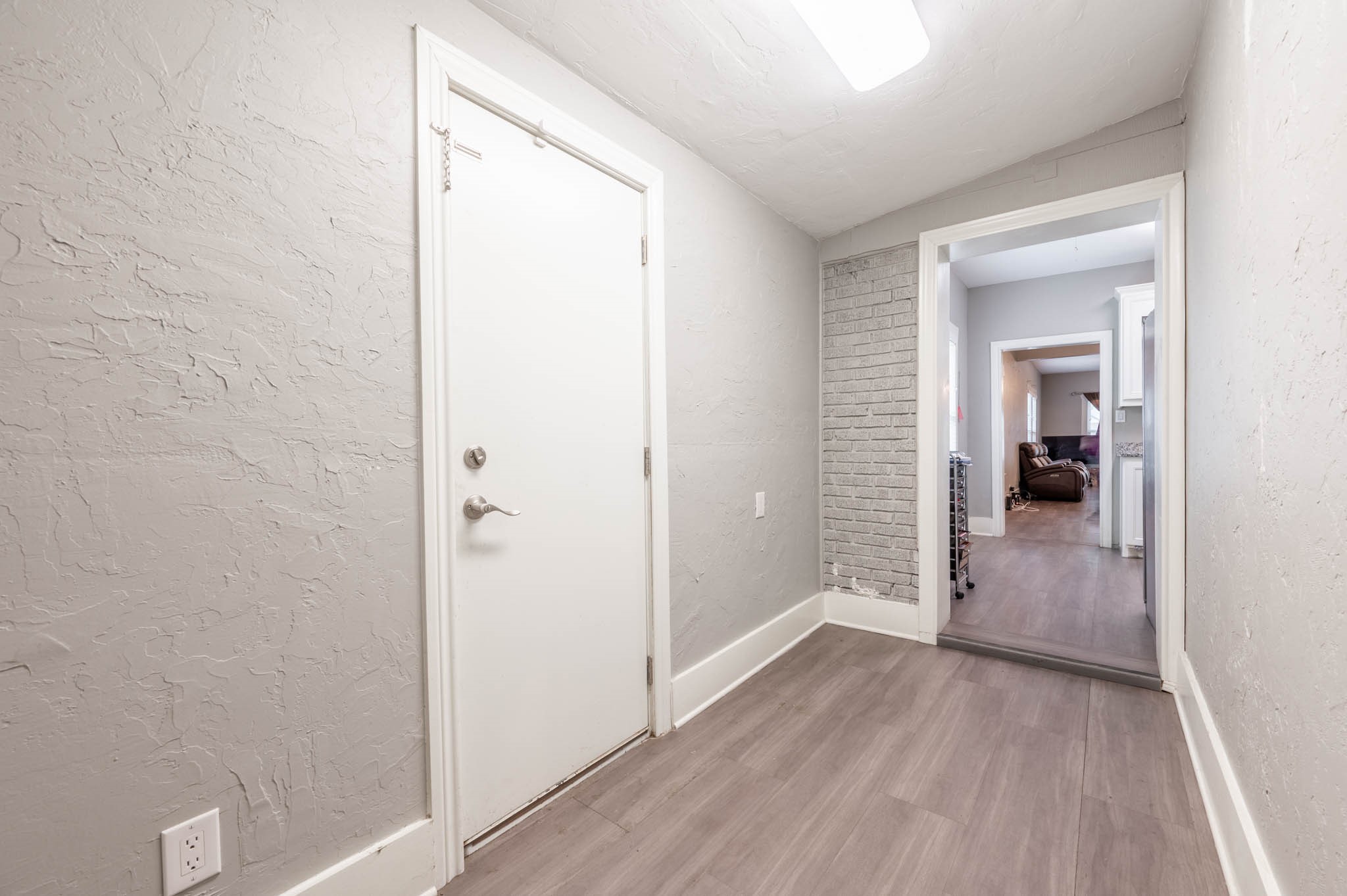 1301 Grand Avenue Fort Worth TX 76164