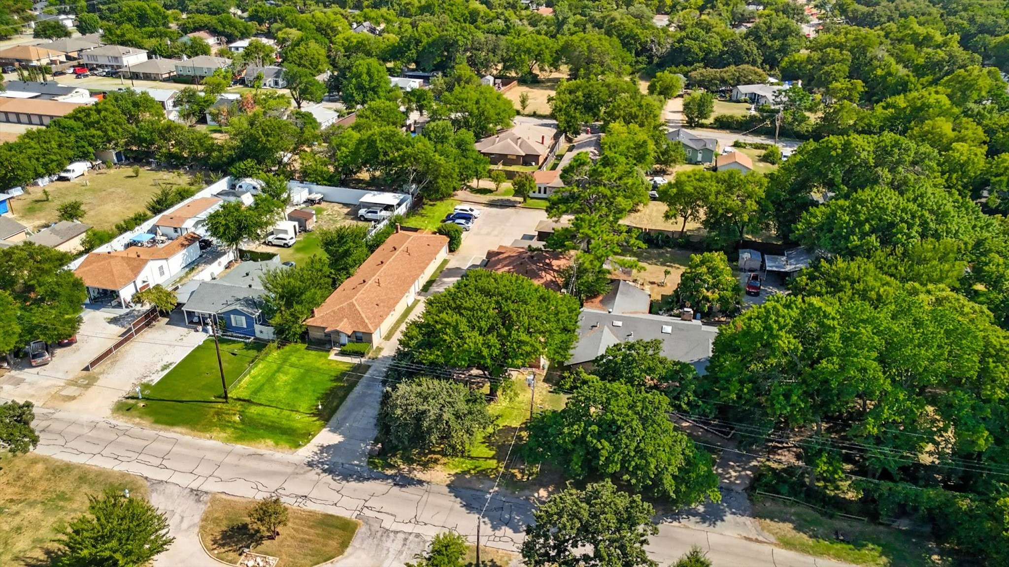 1516 W 7th Street Irving TX 75060