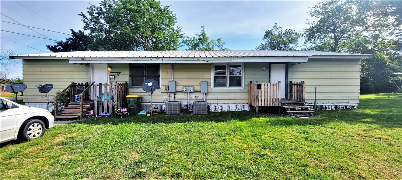 308 N Dallas Street Groesbeck TX 76642