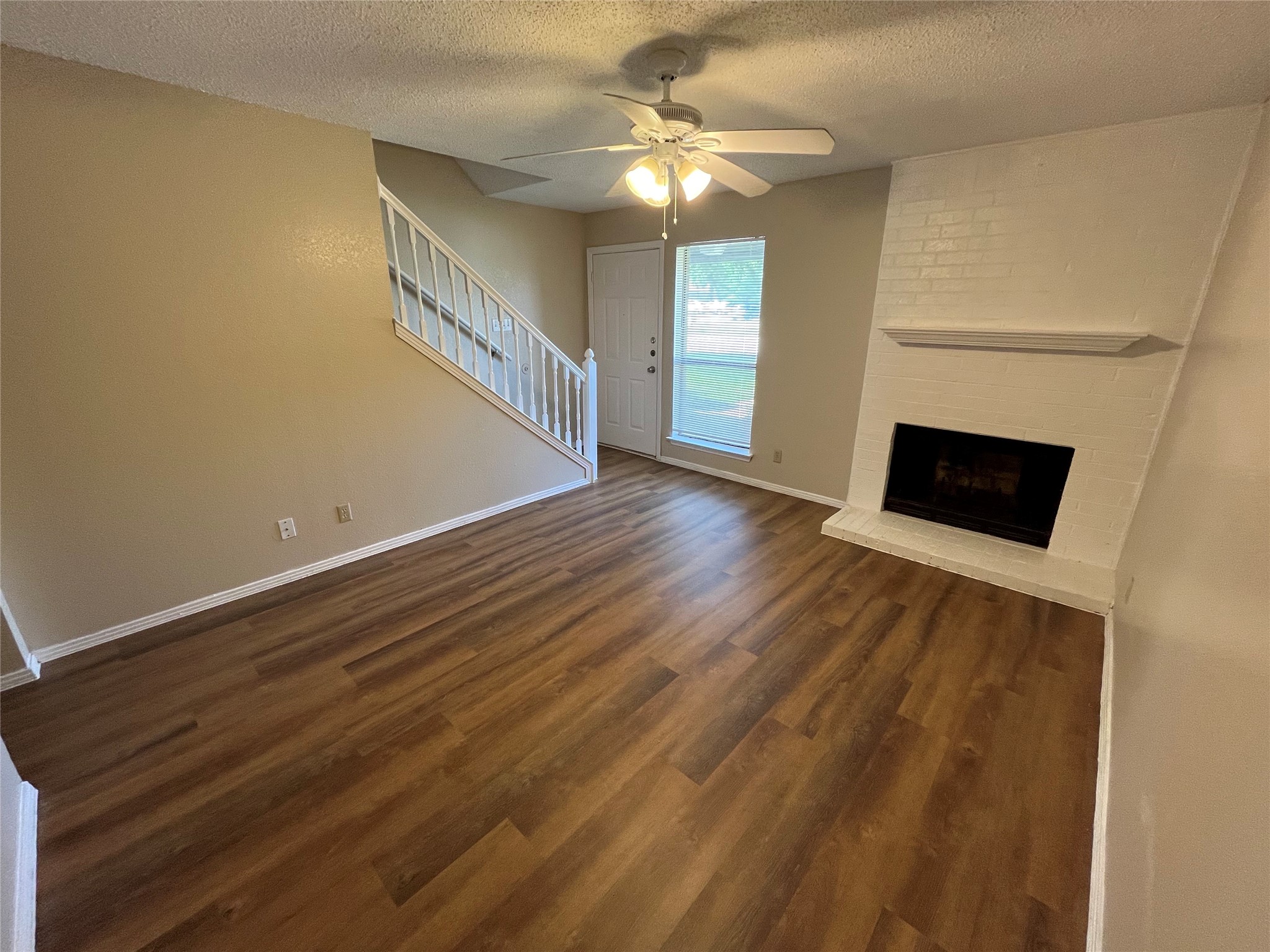 5909 Shadydell Drive Fort Worth TX 76135