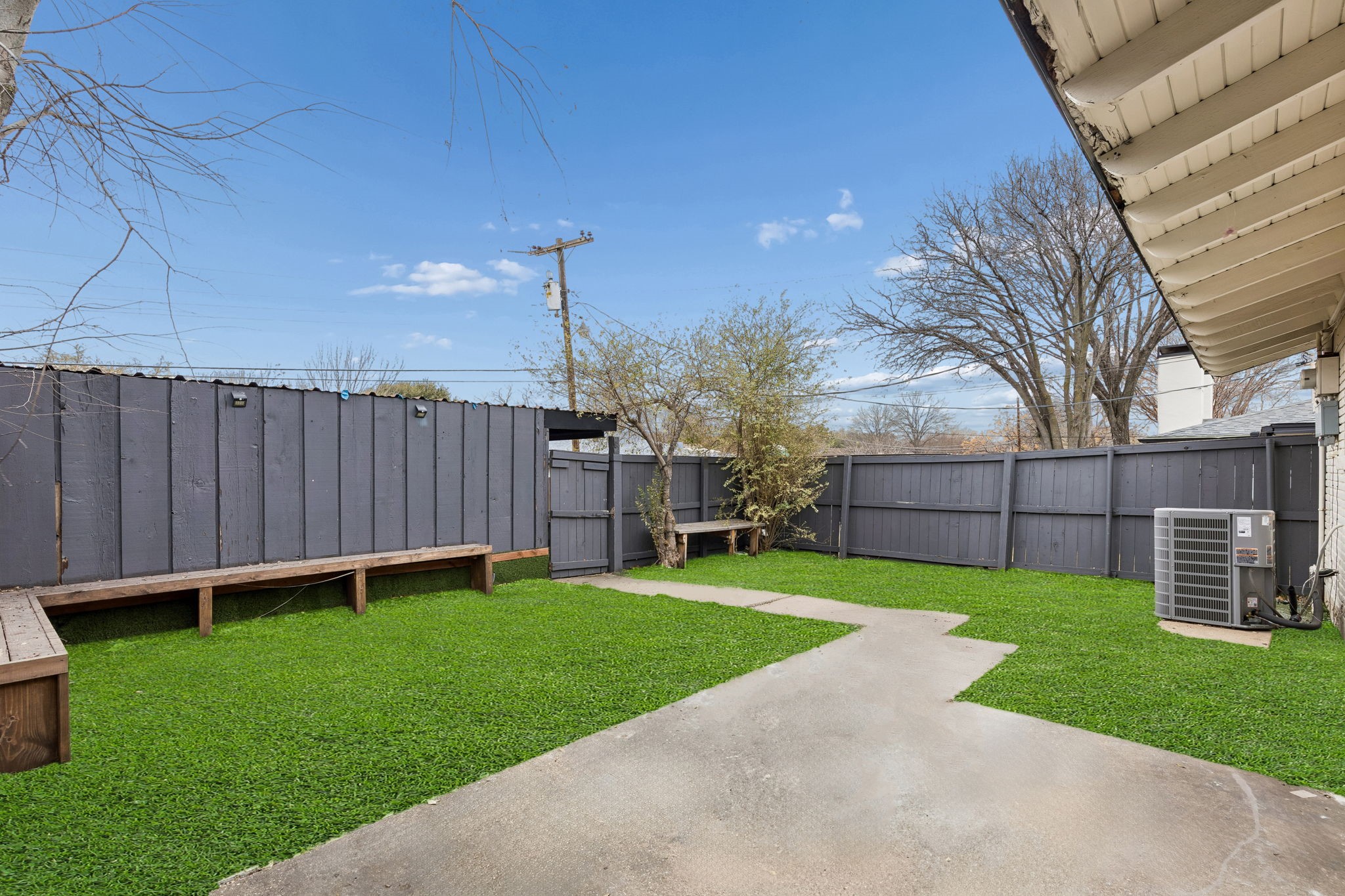 15755 El Estado Drive Dallas TX 75248