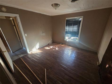 1304/1306 West End Avenue Clarksville TX 75426