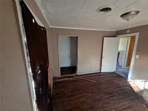 1304/1306 West End Avenue Clarksville TX 75426