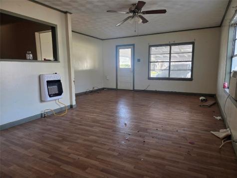 1304/1306 West End Avenue Clarksville TX 75426