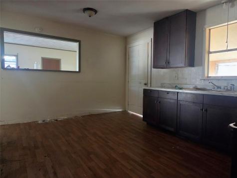 1304/1306 West End Avenue Clarksville TX 75426