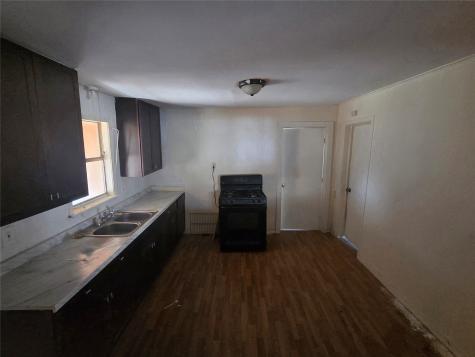 1304/1306 West End Avenue Clarksville TX 75426