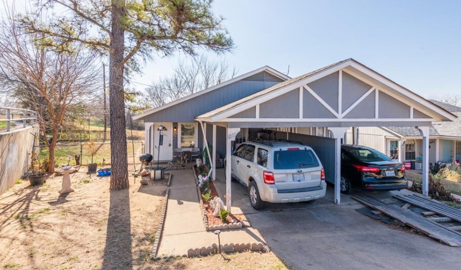 6001 Calloway Court Fort Worth TX 76114