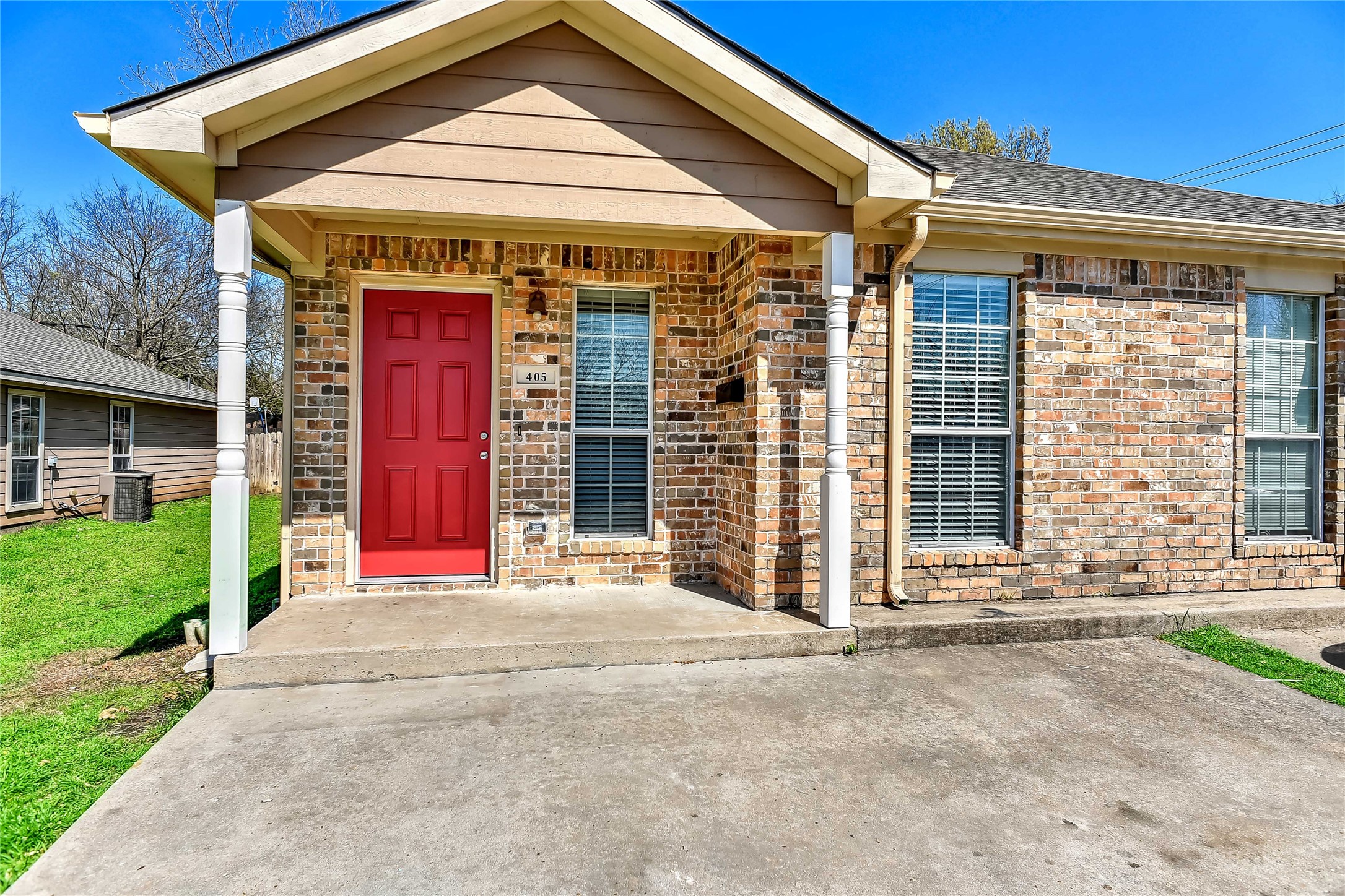 403-405 N Burdette Avenue Sherman TX 75090