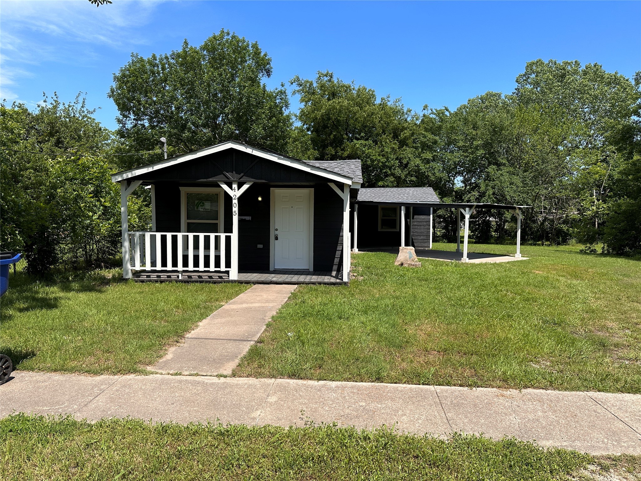 17 Sfr Portfolio Package Street Greenville TX 75401