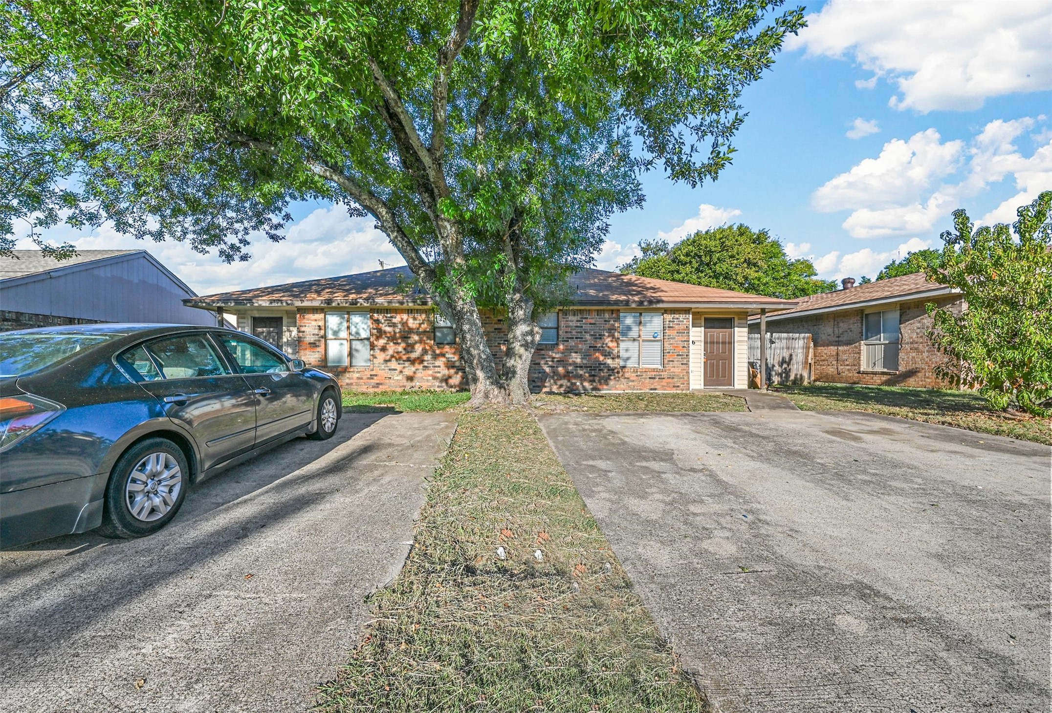 1129 Suburban Street Cedar Hill TX 75104