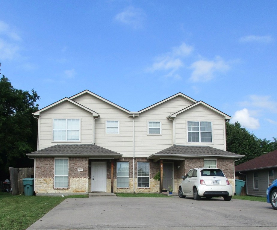1015 N Brents Avenue Sherman TX 75090