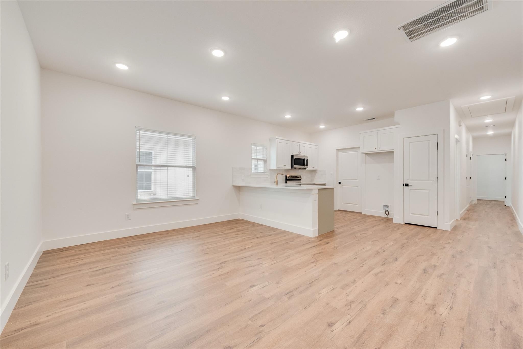 1807 Franklin Avenue Bonham TX 75418
