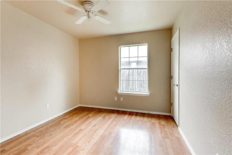 3100 Hale Avenue Fort Worth TX 76106