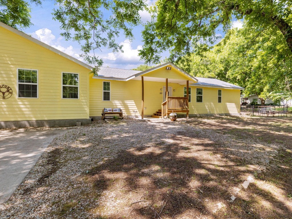 101 Kinbrook Lane Weatherford TX 76087