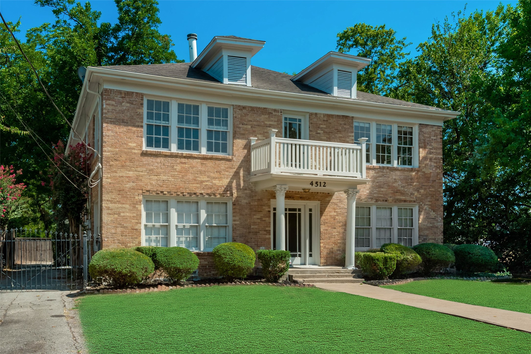 4512 Swiss Avenue Dallas TX 75204