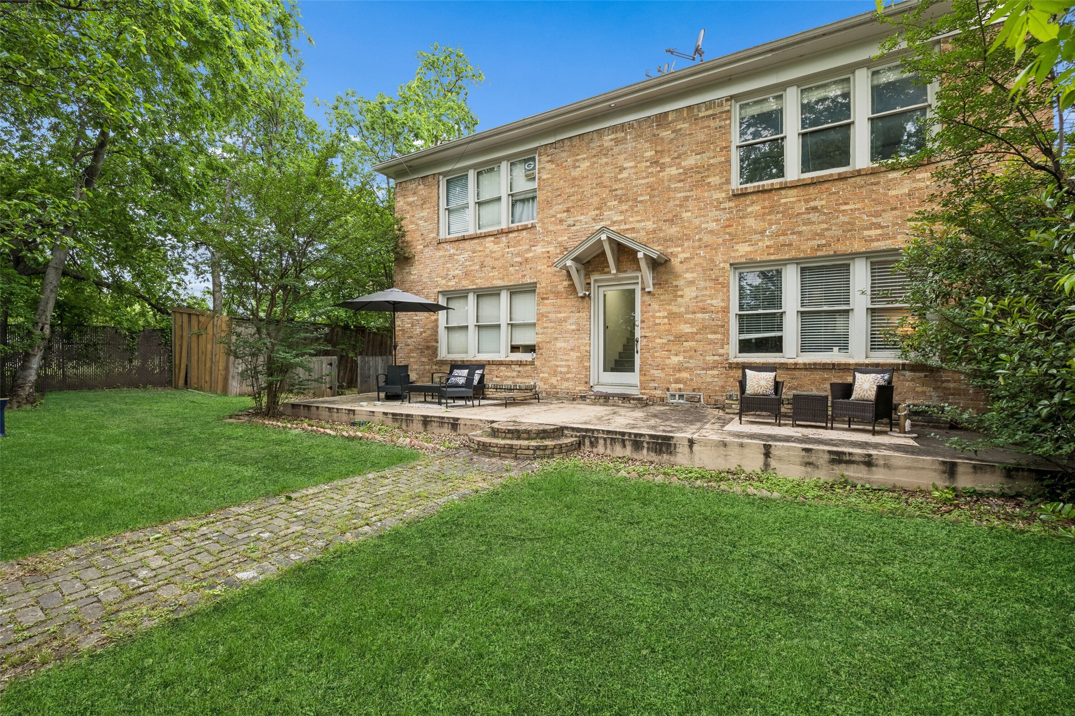 4512 Swiss Avenue Dallas TX 75204