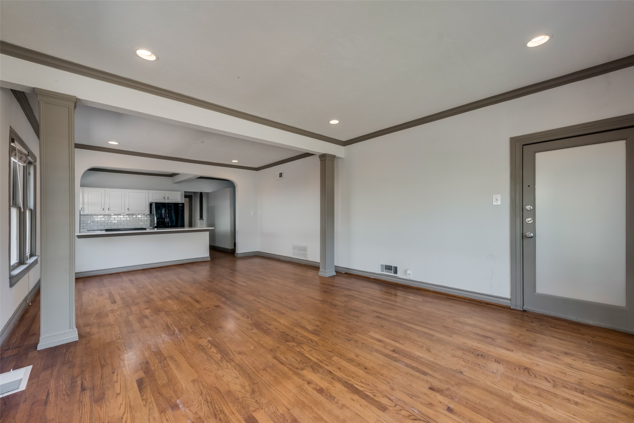 4512 Swiss Avenue Dallas TX 75204