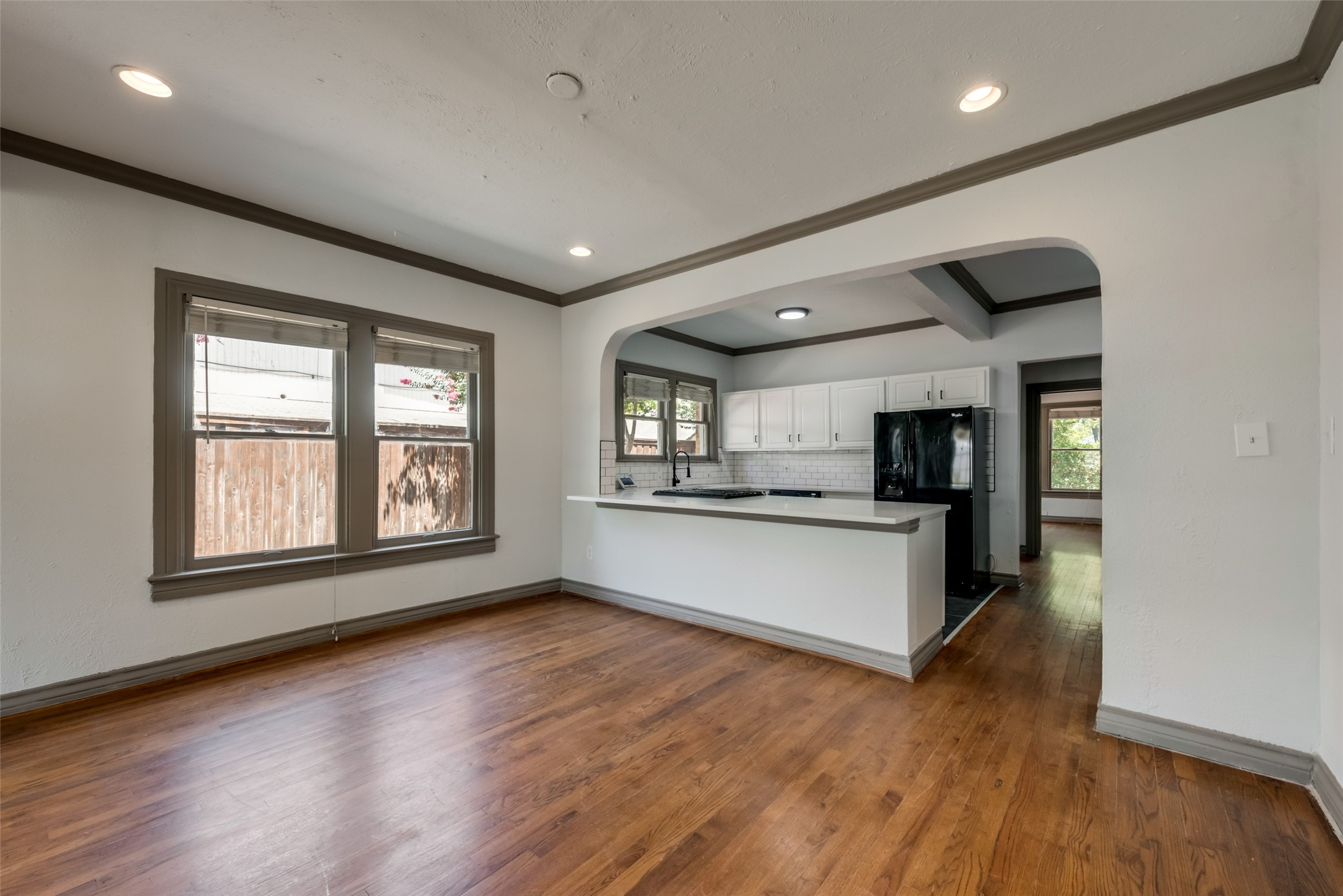 4512 Swiss Avenue Dallas TX 75204