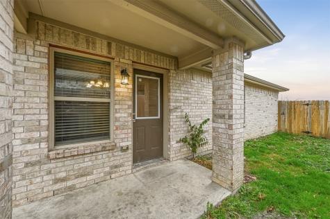 709 W Madison Street Ennis TX 75119