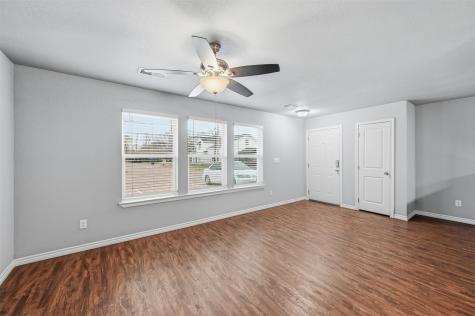 709 W Madison Street Ennis TX 75119