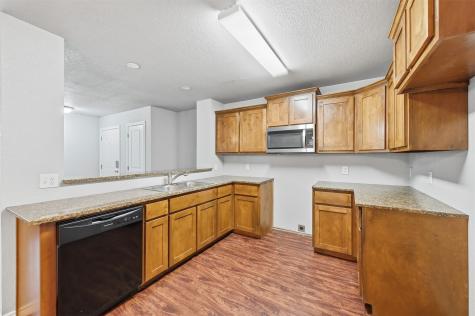 709 W Madison Street Ennis TX 75119