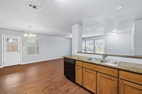 709 W Madison Street Ennis TX 75119