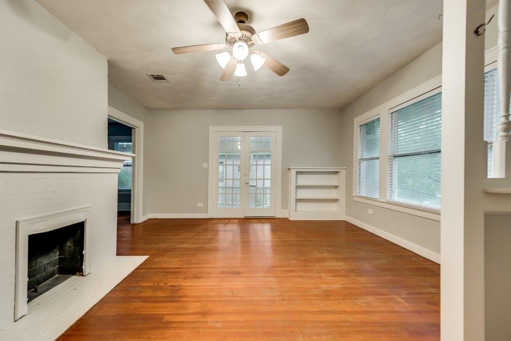 5833 Velasco Avenue Dallas TX 75206