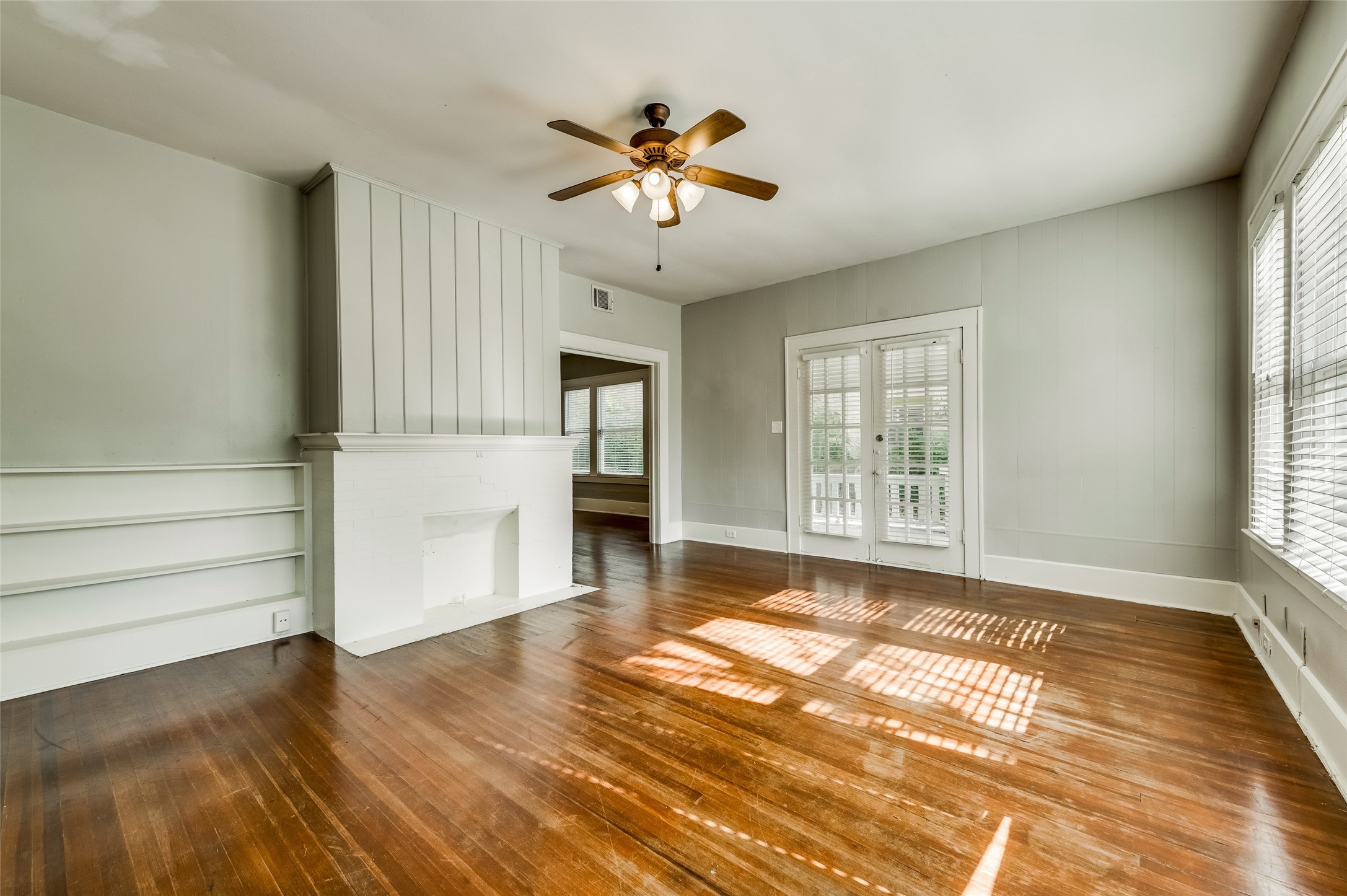 5833 Velasco Avenue Dallas TX 75206
