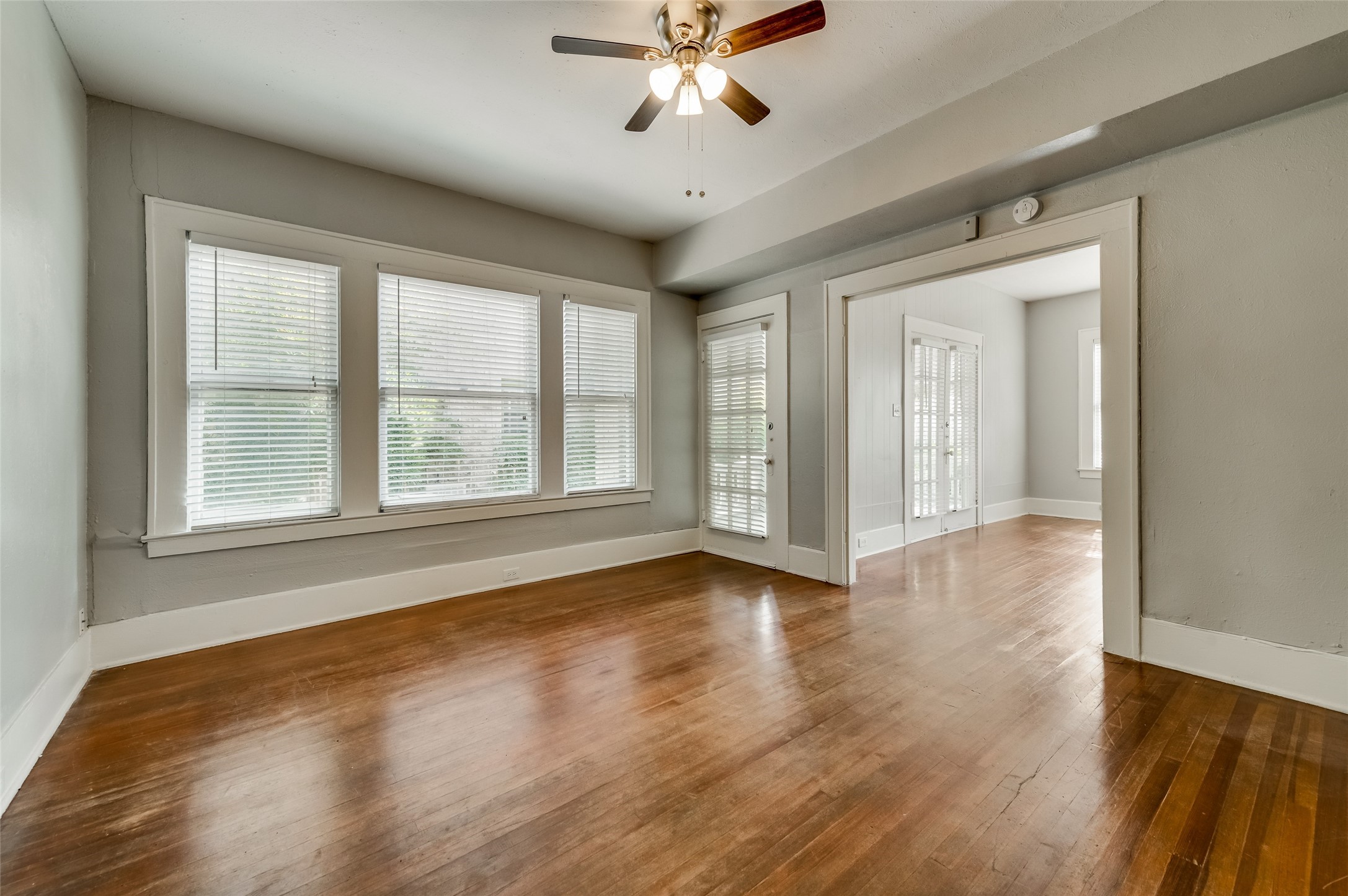 5833 Velasco Avenue Dallas TX 75206