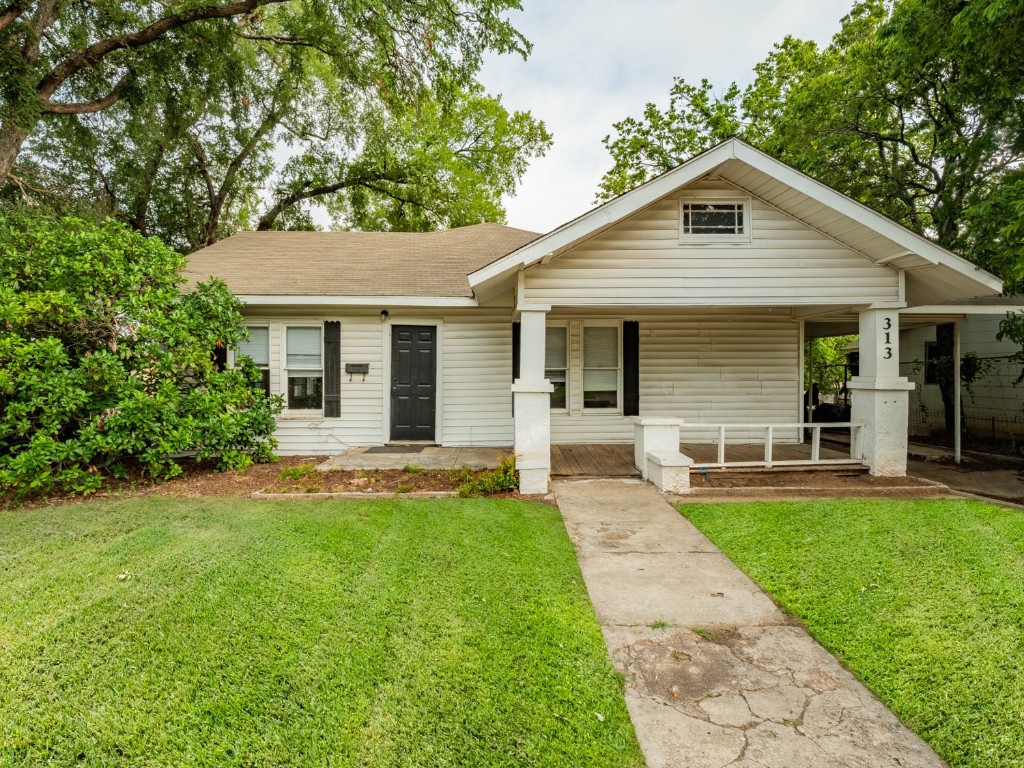 313 E College Street Stephenville TX 76401