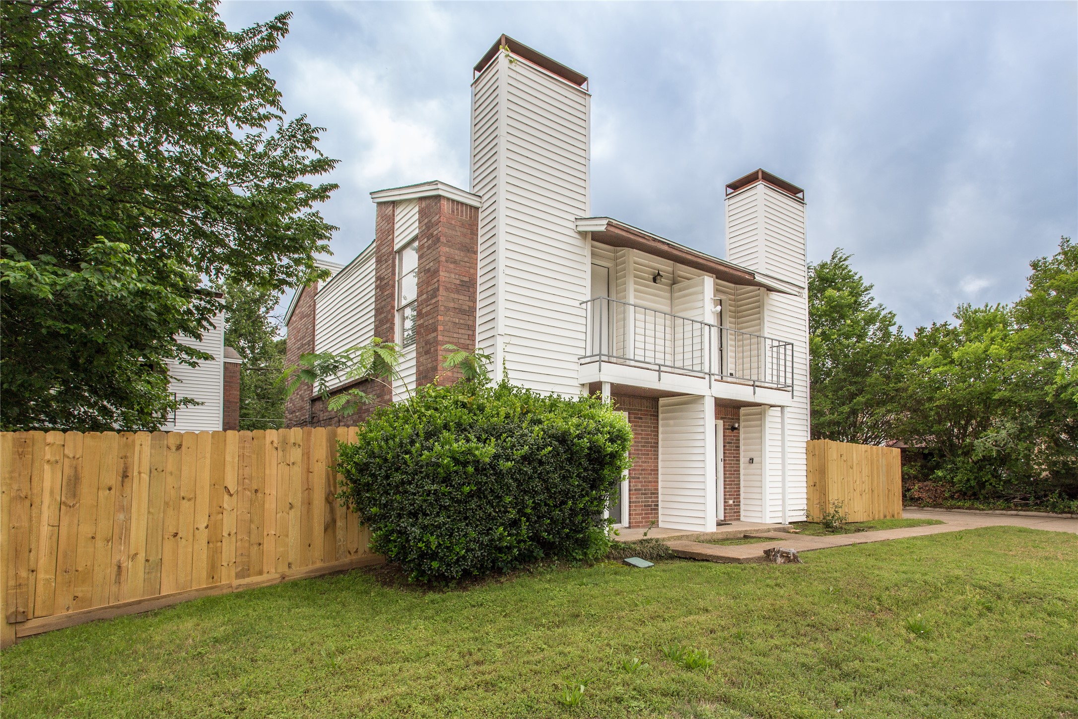 6828 Brentwood Stair Road Fort Worth TX 76112