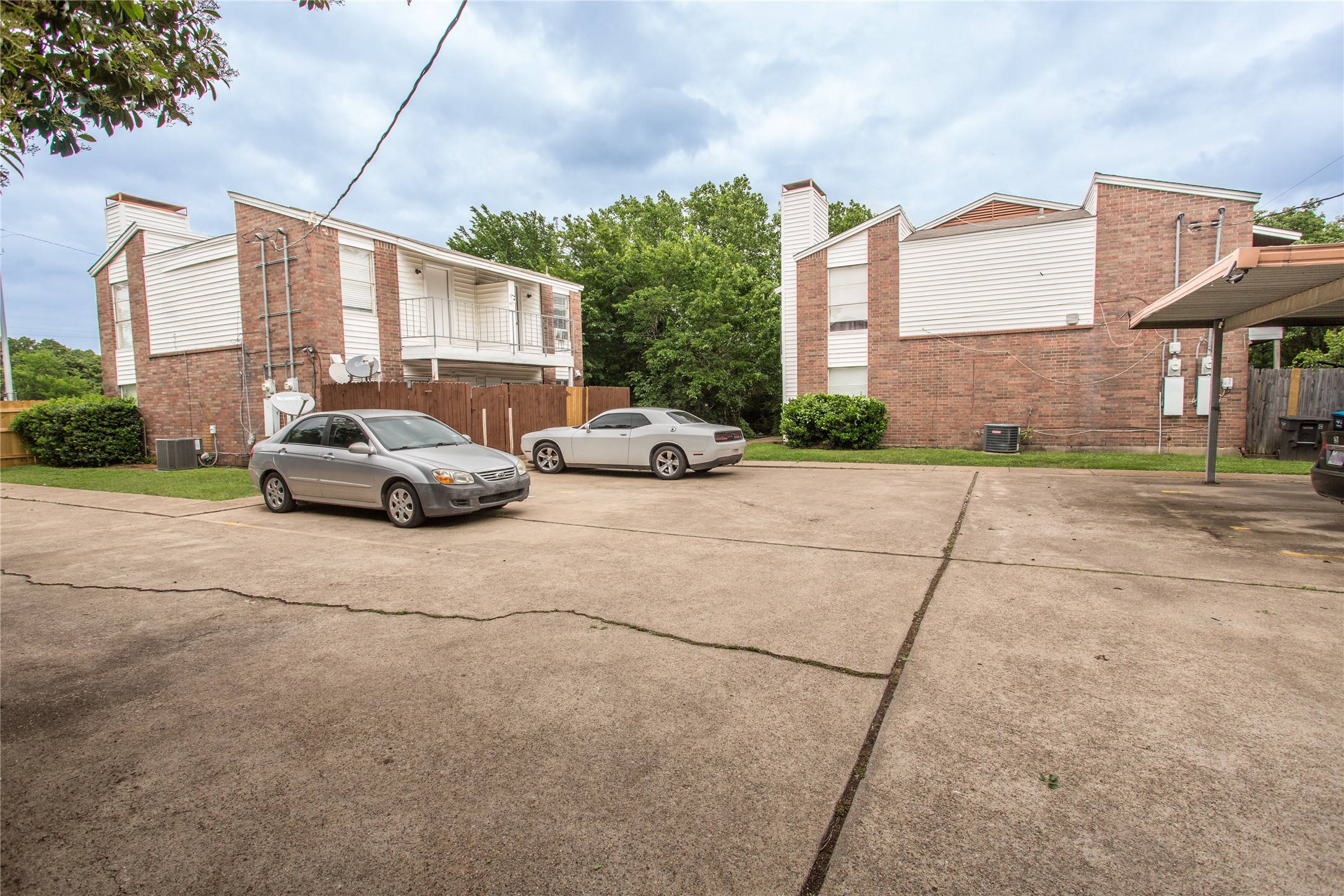 6828 Brentwood Stair Road Fort Worth TX 76112