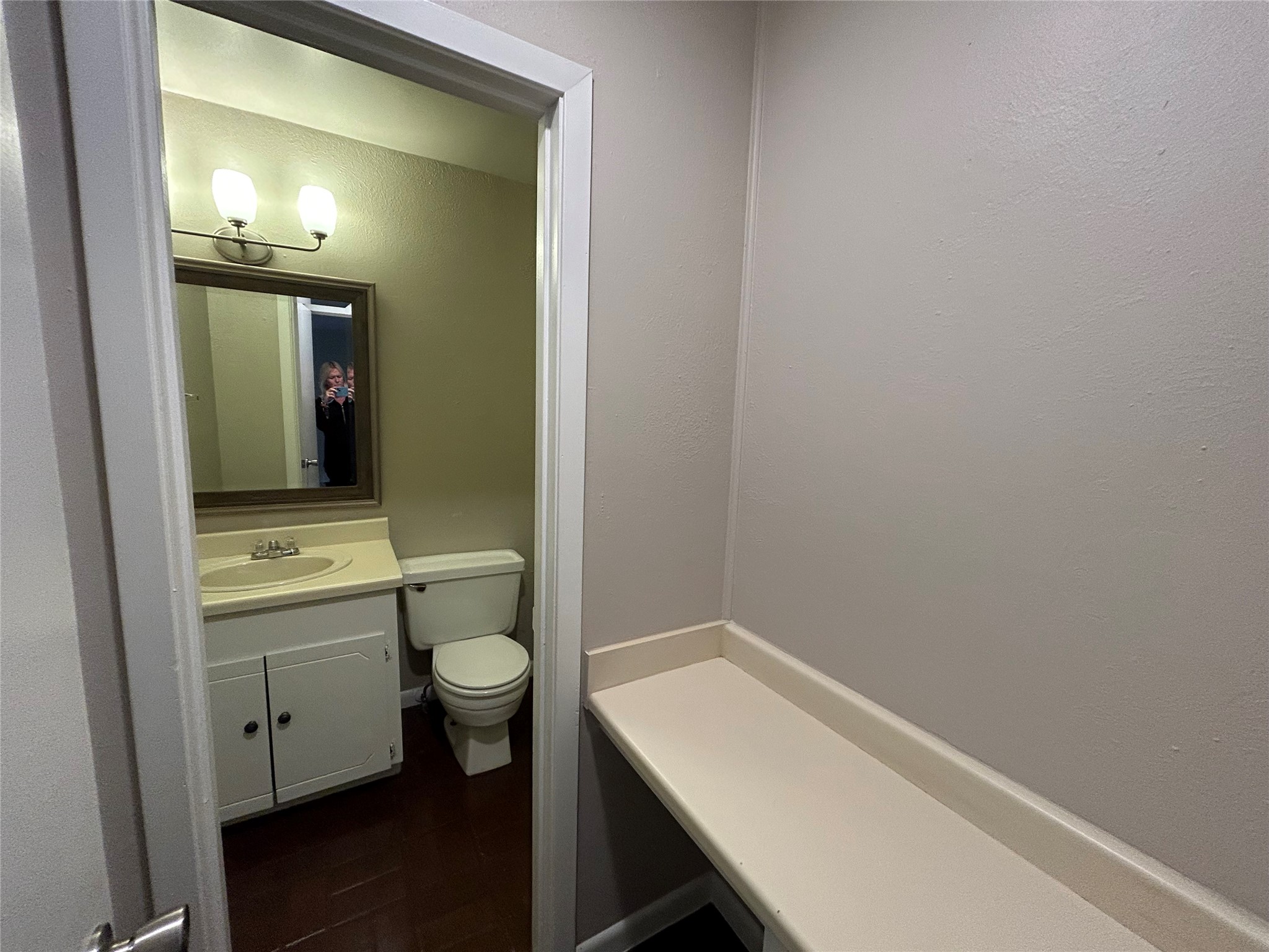 3811 Holland Avenue Dallas TX 75219