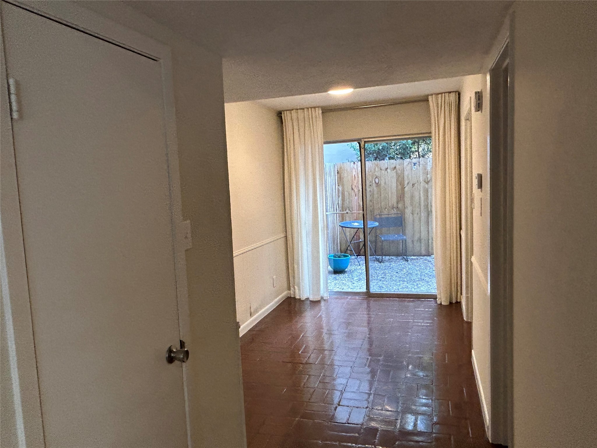 3811 Holland Avenue Dallas TX 75219
