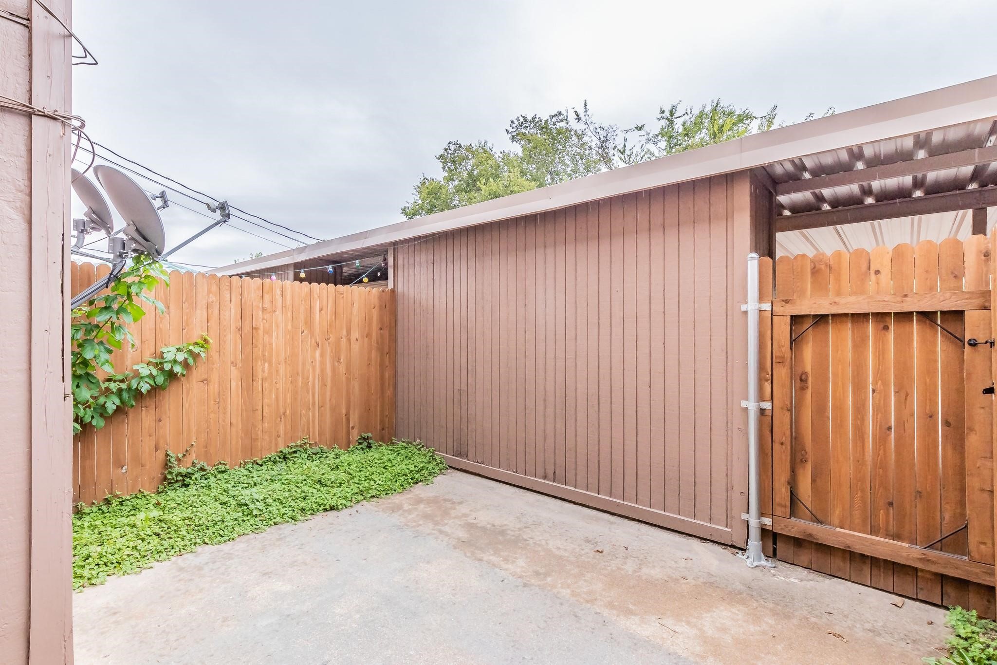 5765 Shadydell Drive Fort Worth TX 76135