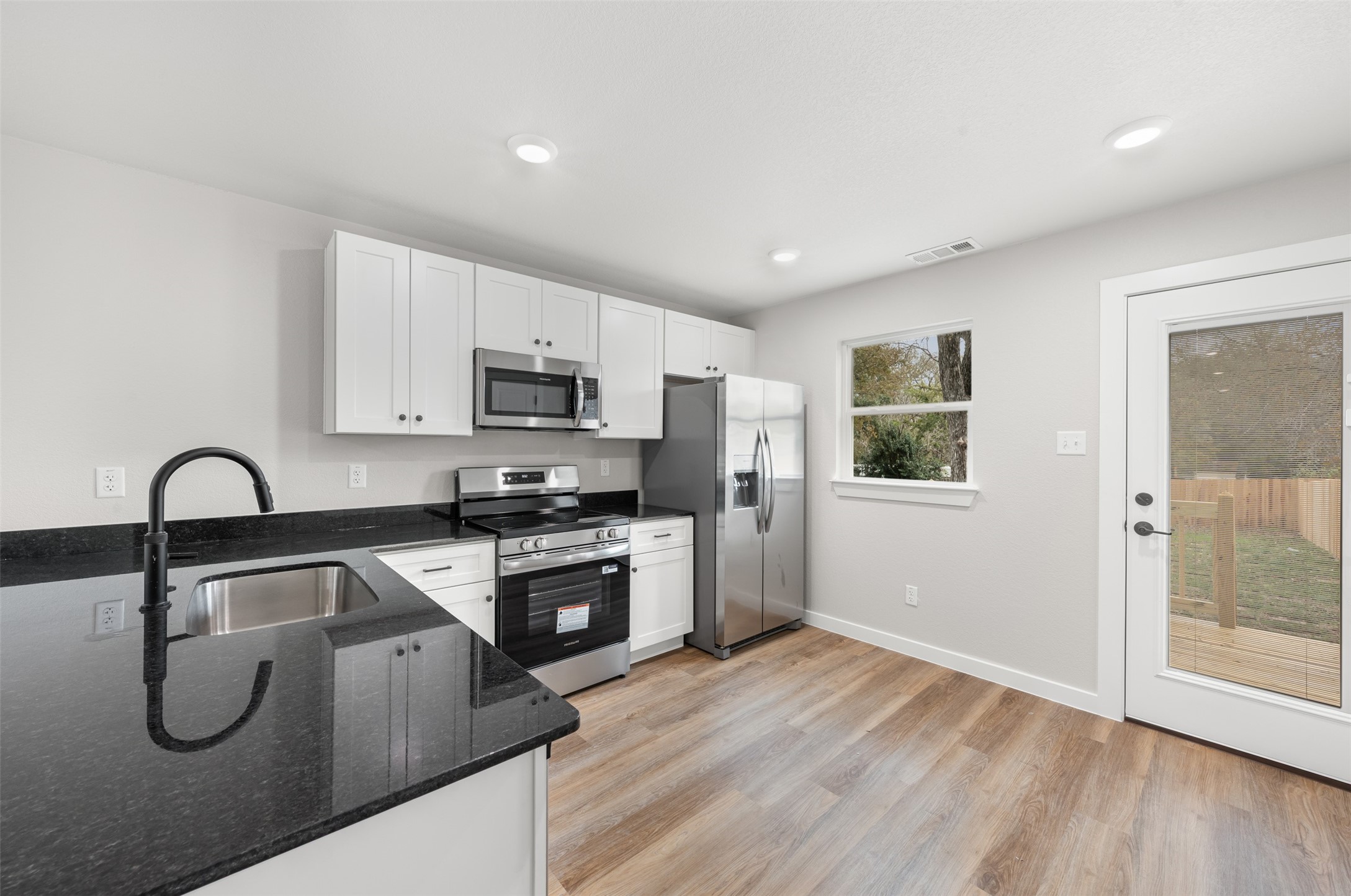 1536 Alexander Waco TX 76708