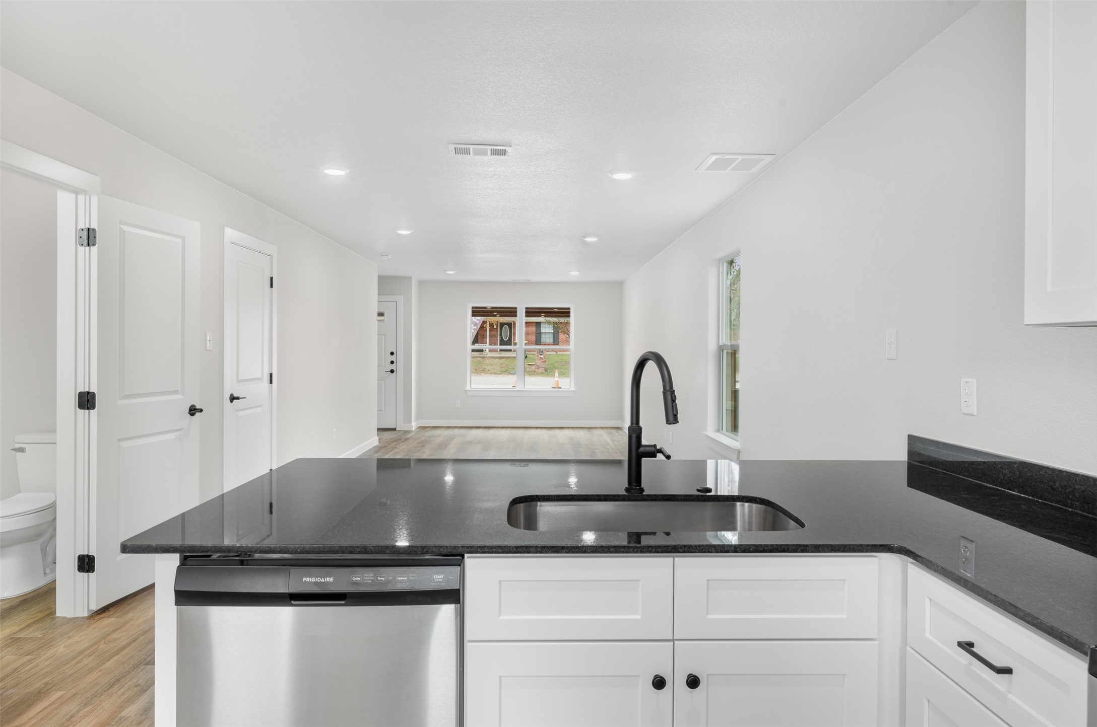 1536 Alexander Waco TX 76708