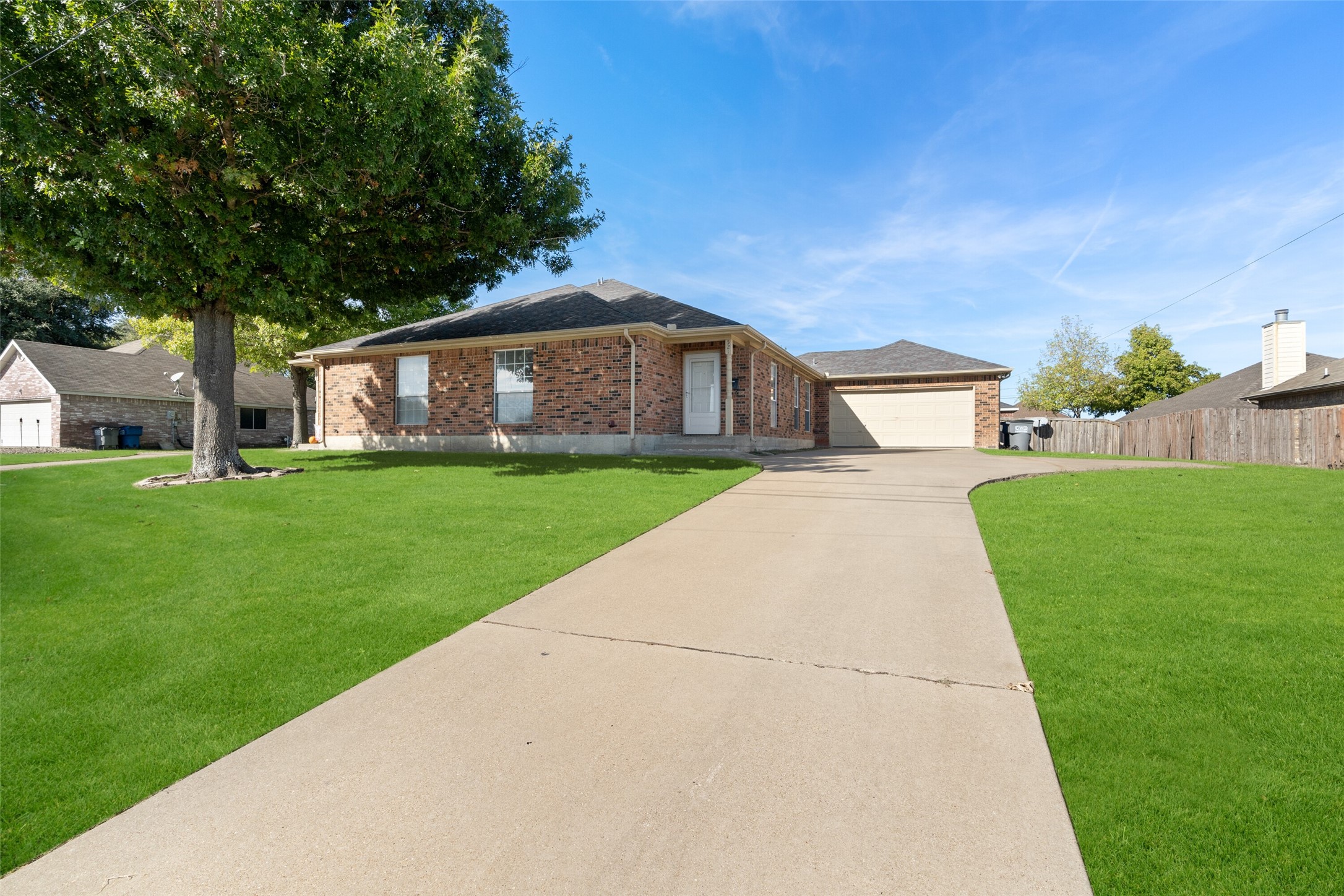 521 Francis Street Lancaster TX 75146