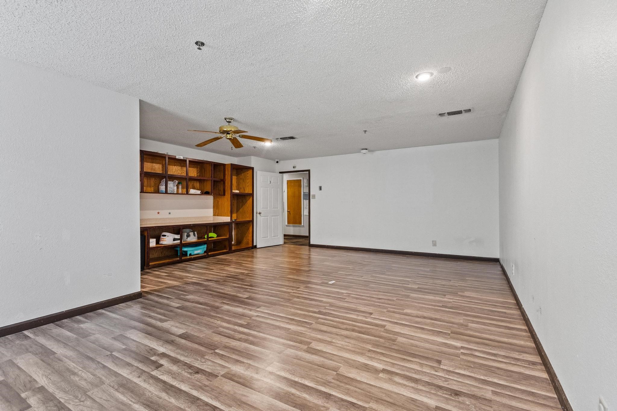 1905 E Price Street Paris TX 75460
