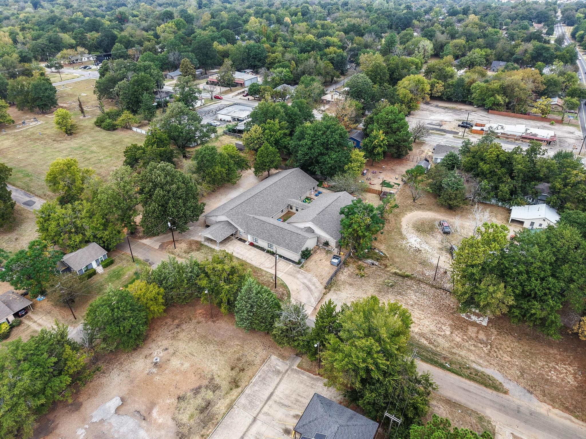 1905 E Price Street Paris TX 75460