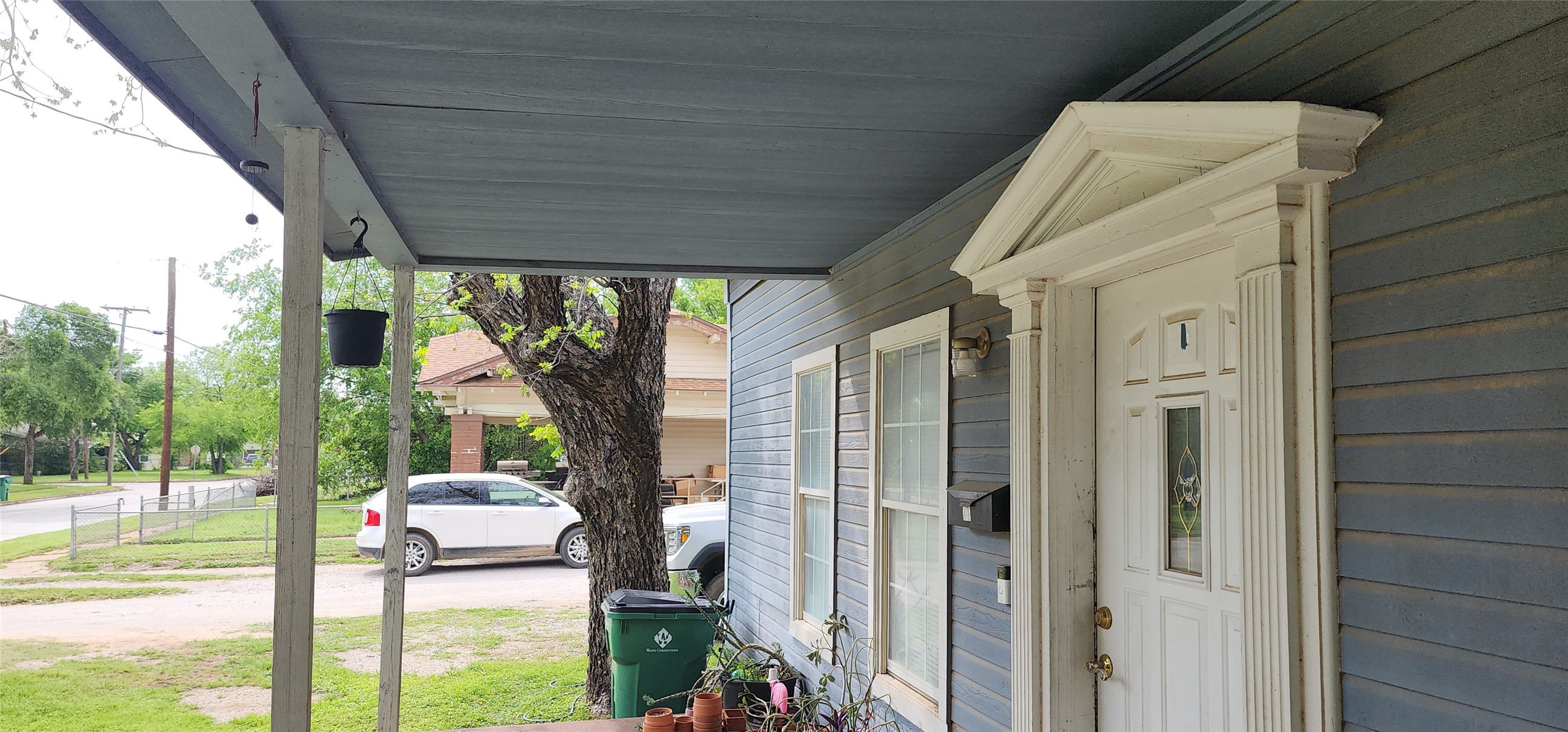 301 W Patterson Street W Eastland TX 76448