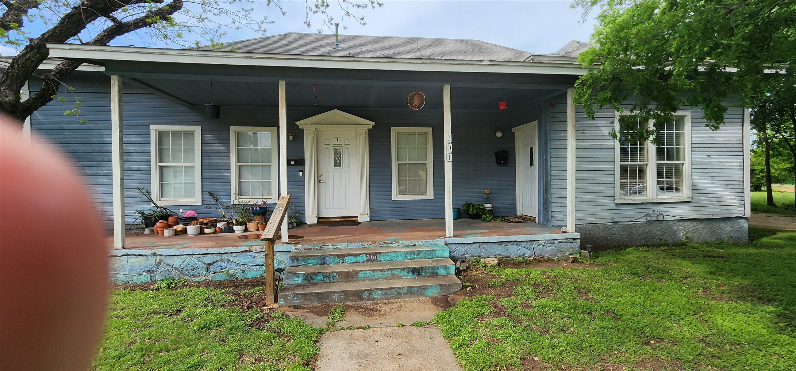 301 W Patterson Street W Eastland TX 76448