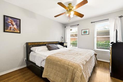 6524 Ravendale Lane Dallas TX 75214