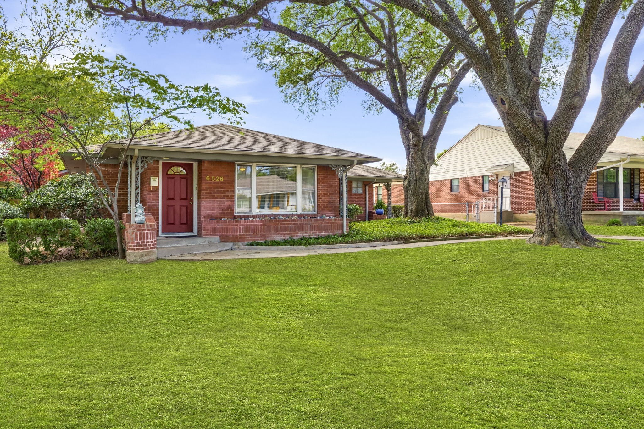 6524 Ravendale Lane Dallas TX 75214
