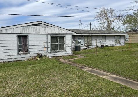 63 Mundt Street Denison TX 75020