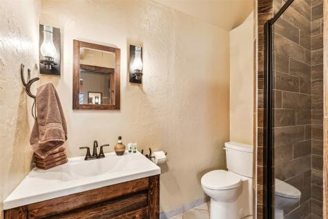 512 N Travis Street Granbury TX 76048
